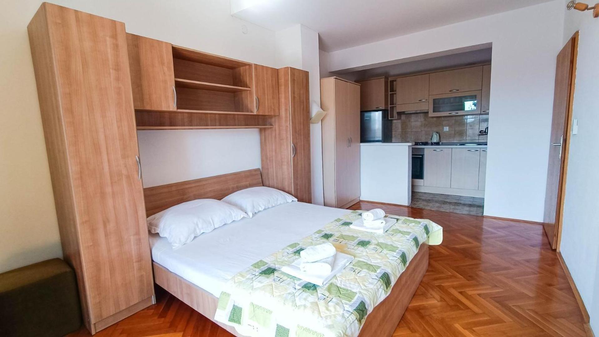 Apartments Ines - 15 Meters From The Beach Promajna Εξωτερικό φωτογραφία